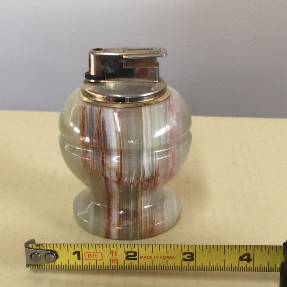 Vintage Stone Table Lighter - Picture 2 of 8